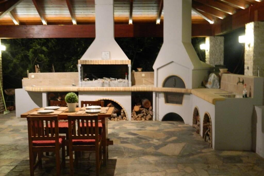 Fiore Di Rodi - Private Pool, Jacuzzi And Barbecue 이알리소스 외부 사진