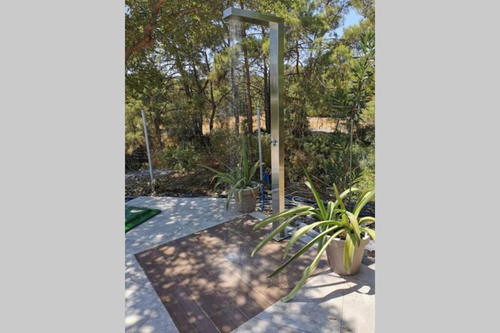 Fiore Di Rodi - Private Pool, Jacuzzi And Barbecue 이알리소스 외부 사진